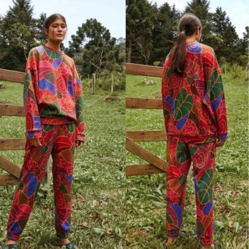 FARM Rio Hidden Animals Beaded Balls Sweatshirt